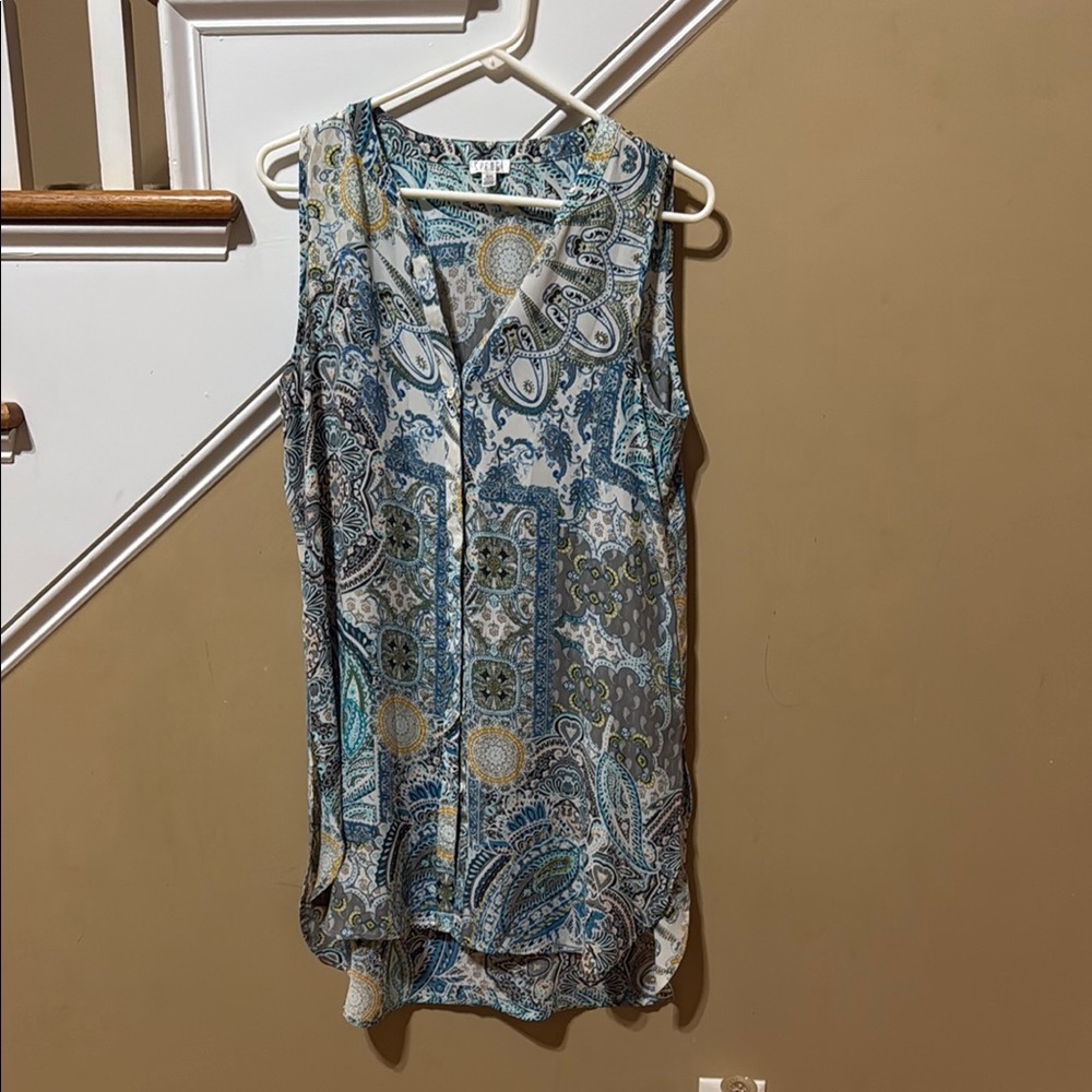 Sleeveless Paisley Print Blouse